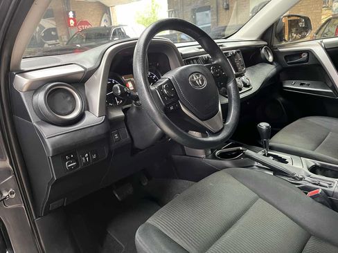 Used 2017 Toyota RAV4 LE w/ Carpet Mat Package AWD/4WD image 10