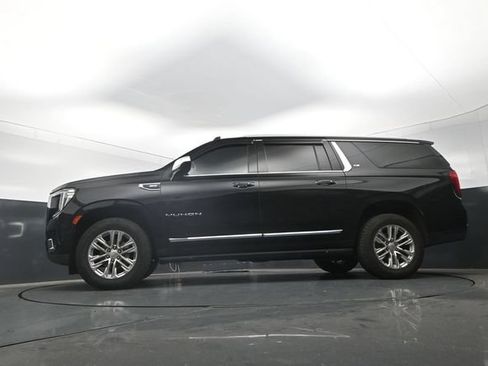 Used 2022 GMC Yukon XL SLT AWD/4WD image 25