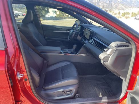 Used 2025 Toyota Camry XSE w/ Premium Package image 17