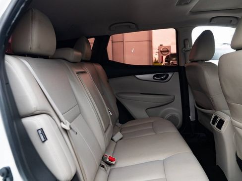 Used 2020 Nissan Rogue Sport SL w/ Premium Package FWD image 23