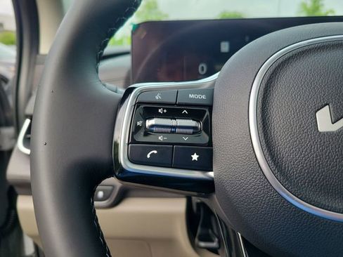New 2026 Kia Carnival SX FWD image 18