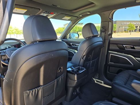 Used 2025 Kia Telluride EX X-Line AWD/4WD image 16