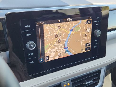 New 2025 Volkswagen Taos SEL AWD/4WD image 9