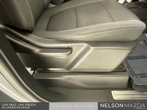 Used 2019 Chevrolet Silverado 1500 LT w/ All-Star Edition AWD/4WD image 28