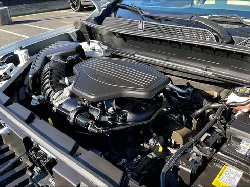 Used 2022 GMC Acadia Denali w/ Denali Ultimate Package image 35