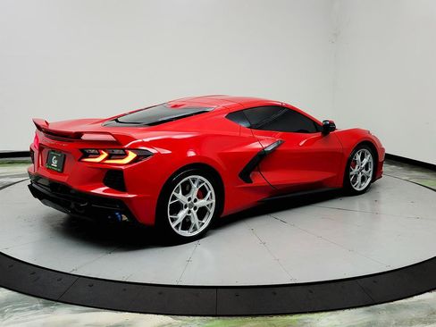 Used 2021 Chevrolet Corvette Stingray Premium Cpe w/ Z51 Performance Package RWD image 5