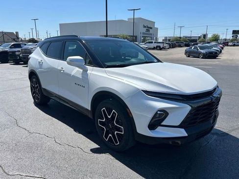 Used 2023 Chevrolet Blazer RS w/ Driver Confidence II Package AWD/4WD image 16