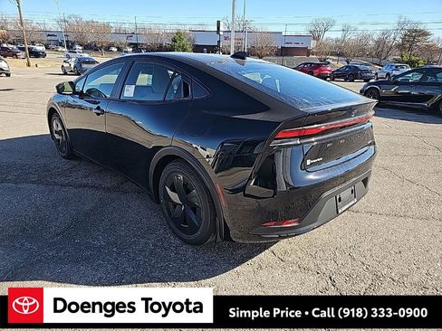 New 2026 Toyota Prius LE image 7