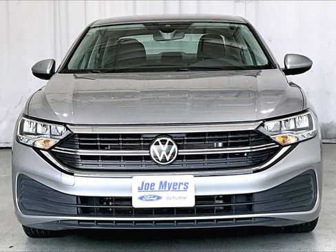 Used 2024 Volkswagen Jetta S FWD image 3