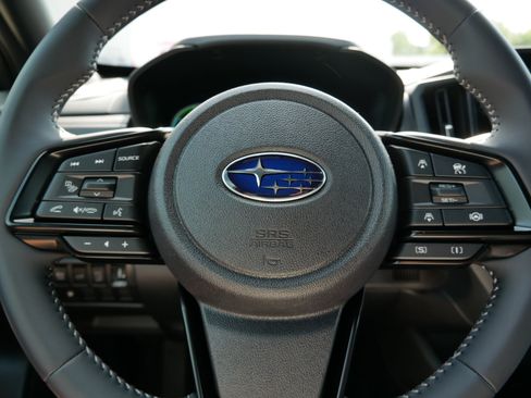 Used 2025 Subaru Forester Premium AWD/4WD image 25