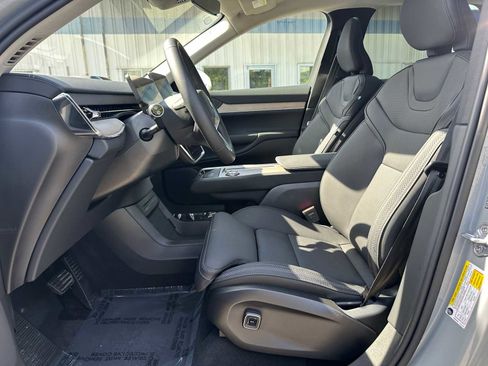 Used 2025 Volvo EX90 Plus w/ Protection Package Premier AWD/4WD image 20