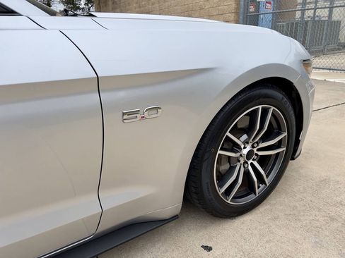 Used 2016 Ford Mustang GT RWD image 21