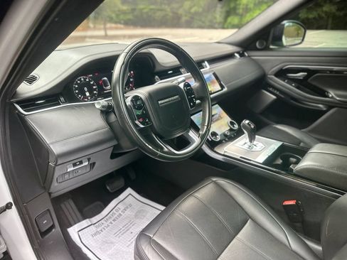 Used 2020 Land Rover Range Rover Evoque SE AWD/4WD image 17