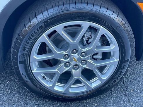 New 2025 Chevrolet Blazer LT w/ Convenience Package image 28