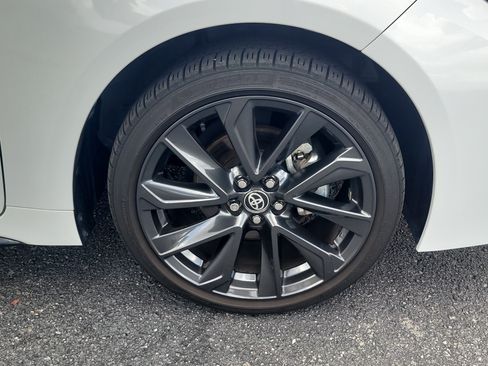 Certified 2024 Toyota Corolla SE FWD image 10