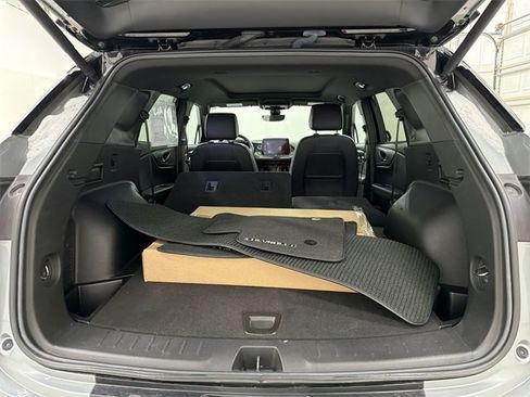 Certified 2023 Chevrolet Blazer RS w/ Driver Confidence II Package image 16