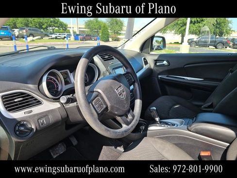 Used 2020 Dodge Journey SE FWD image 7