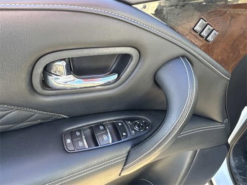 Used 2019 INFINITI QX80 Luxe w/ 22" Wheel Package image 22