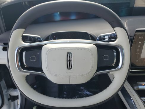 New 2026 Lincoln Nautilus Black Label w/ Jet Appearance Package image 16