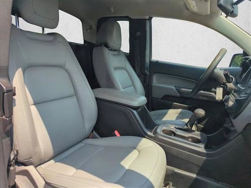 Used 2018 Chevrolet Colorado W/T RWD image 23