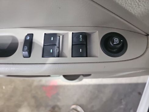 Used 2009 Ford Fusion SE FWD image 30