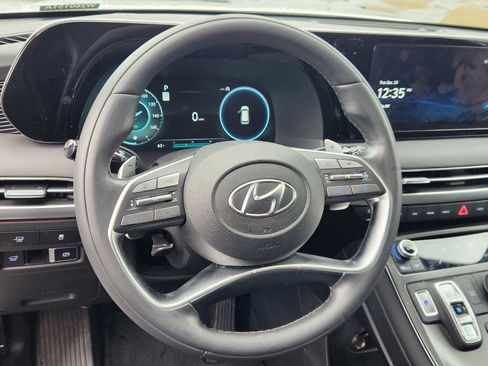 Used 2024 Hyundai Palisade Calligraphy image 11
