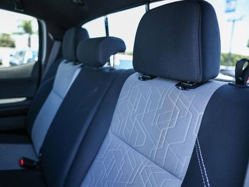 Used 2023 Toyota Tacoma TRD Sport image 31