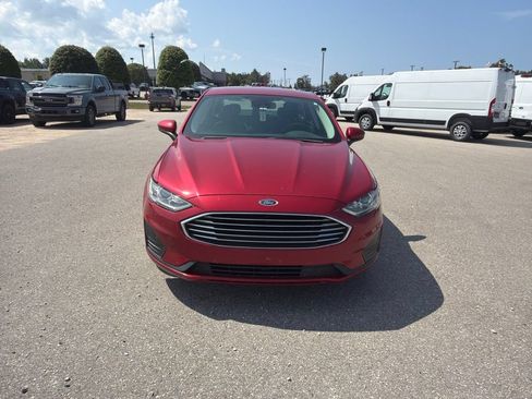 Used 2020 Ford Fusion SE FWD image 6