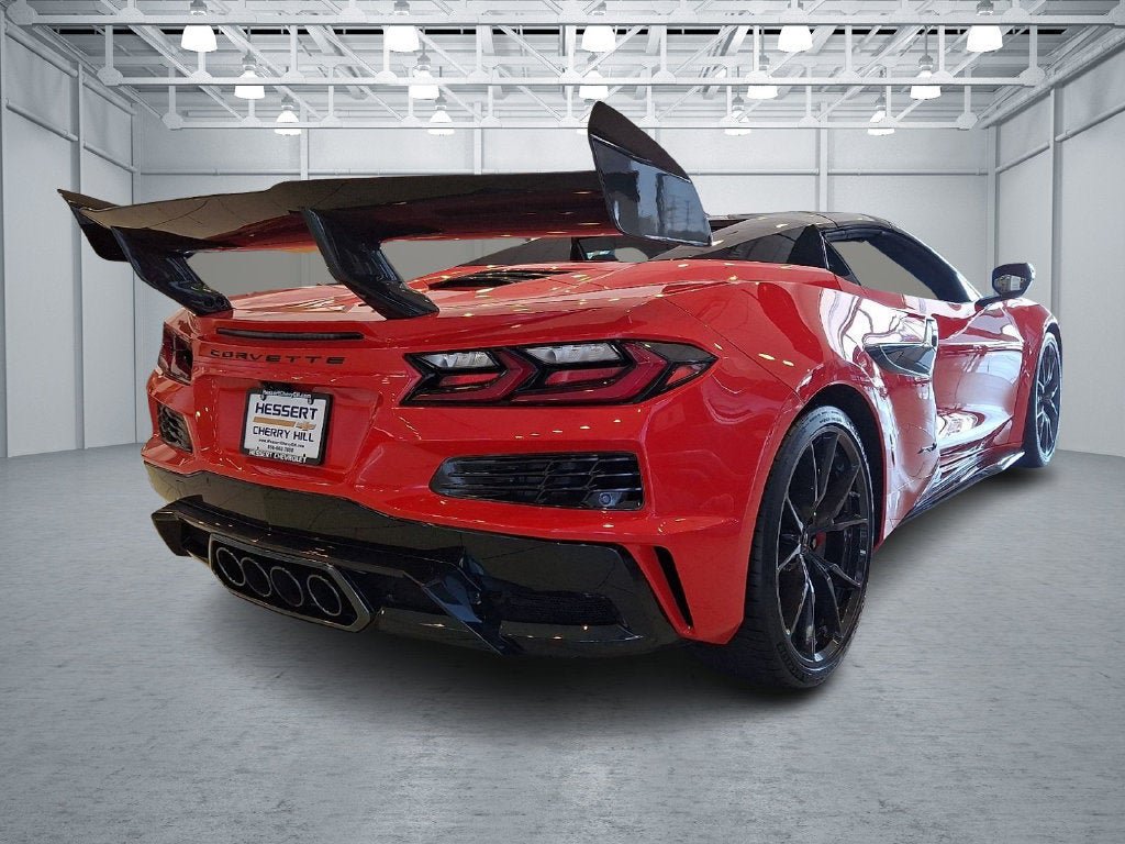 Used 2026 Chevrolet Corvette ZR1 w/ ZR1 Carbon Fiber Aero Package RWD image 8