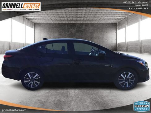 Used 2024 Nissan Versa SV FWD image 4
