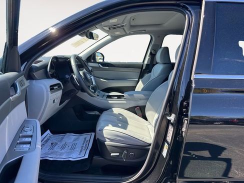 Used 2025 Hyundai Palisade SEL image 9