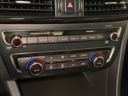 Used 2019 Kia Optima S w/ S Panoramic Sunroof Package image 25