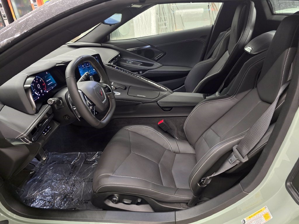 Used 2024 Chevrolet Corvette Stingray Preferred Conv w/ Stealth Interior Trim Package RWD image 21