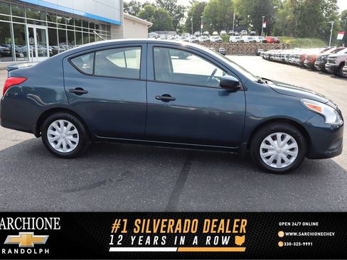 Used 2017 Nissan Versa S Plus FWD image 1
