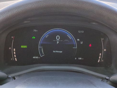 Used 2025 Toyota Camry LE image 24