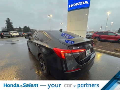 Used 2024 Honda Civic Sport image 4