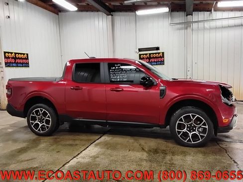 Used 2025 Ford Maverick Lariat w/ 4K Tow Package AWD/4WD image 2