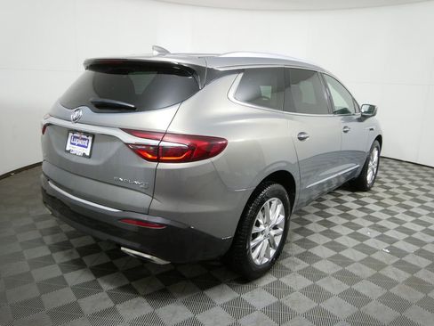 Used 2018 Buick Enclave Premium w/ Experience Buick Package image 3
