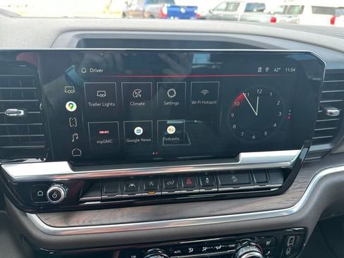 Used 2022 GMC Sierra 1500 SLT w/ SLT Convenience Package image 19