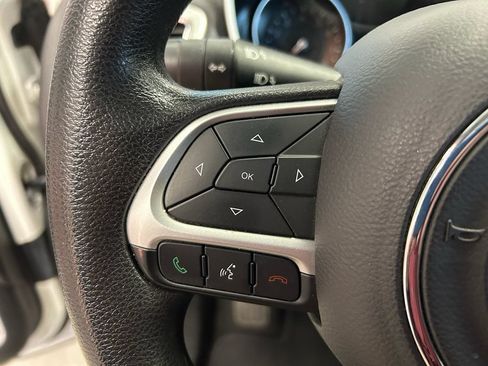 Used 2017 Jeep Compass Sport FWD image 12