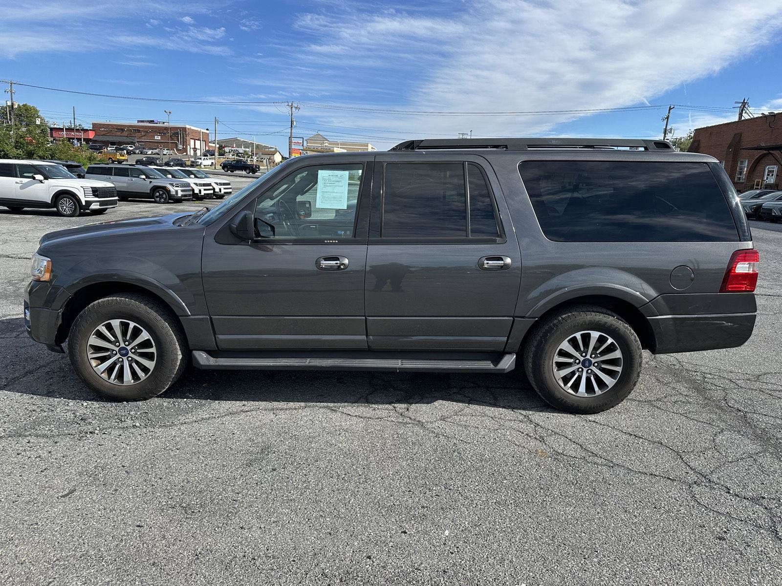 Used 2017 Ford Expedition EL XLT w/ Equipment Group 202A AWD/4WD image 5