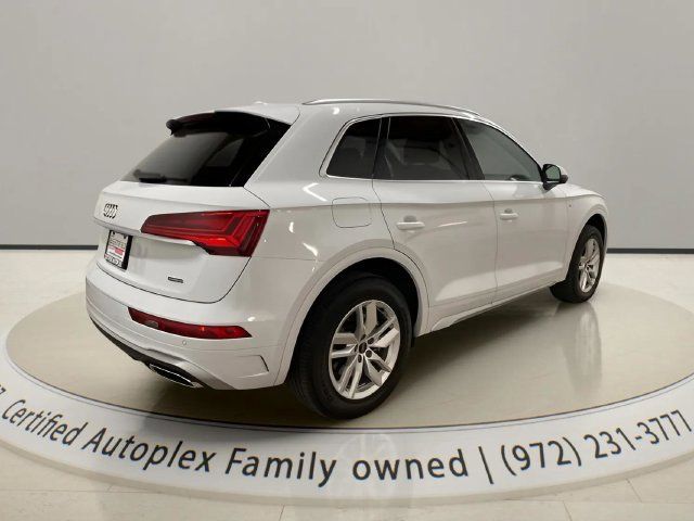Used 2023 Audi Q5 2.0T Premium w/ Convenience Package AWD/4WD image 5