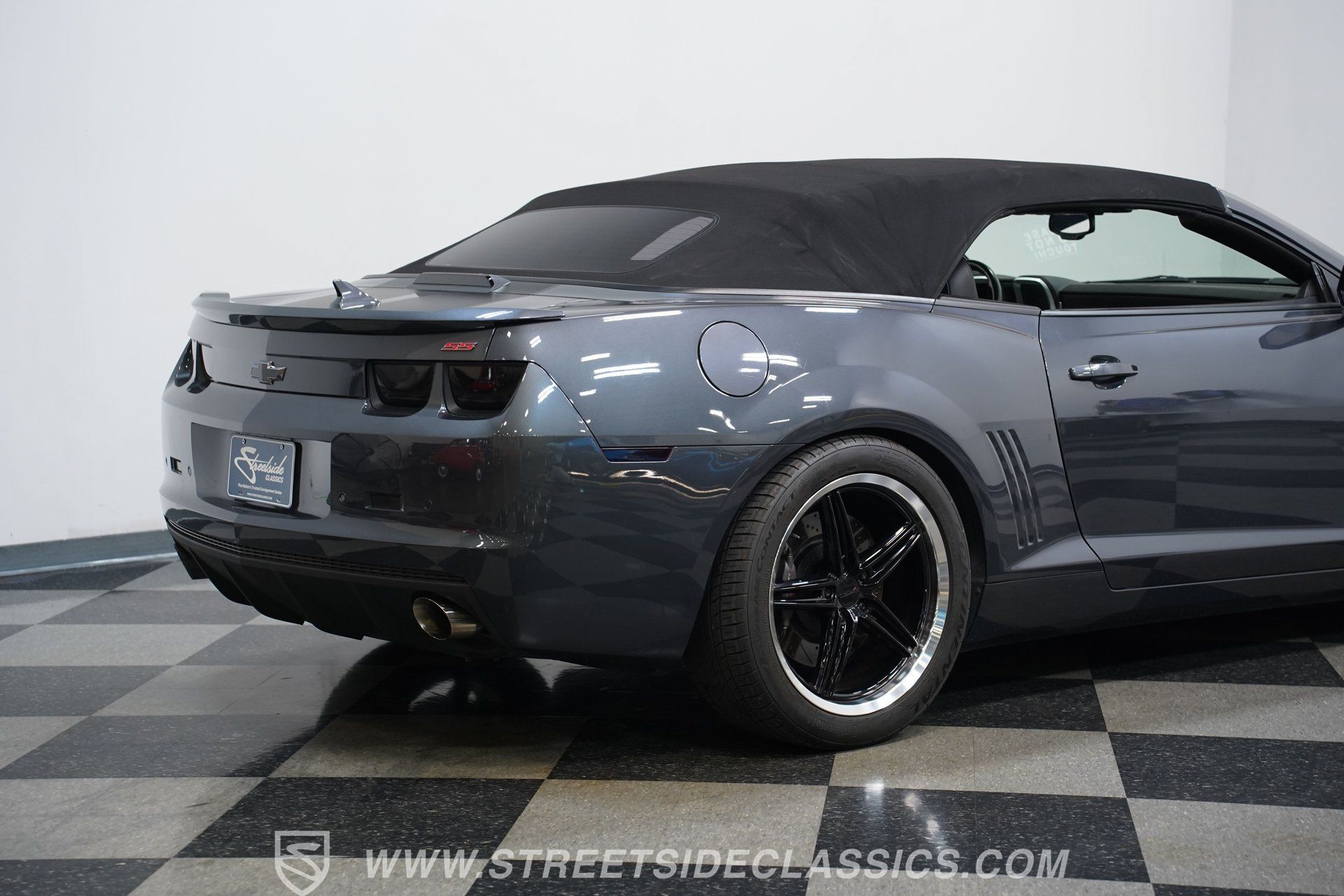 Used 2011 Chevrolet Camaro SS w/ RS Package RWD image 26