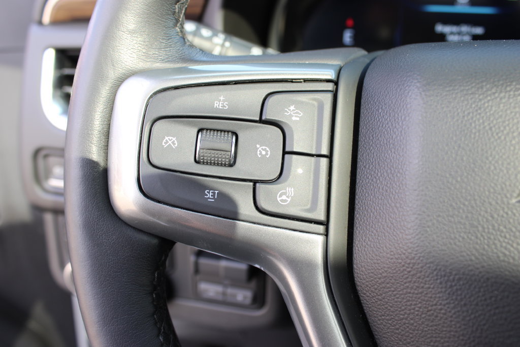 Used 2022 Chevrolet Tahoe Premier AWD/4WD image 22