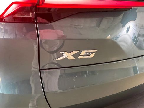 Used 2025 BMW X5 xDrive40i AWD/4WD image 31