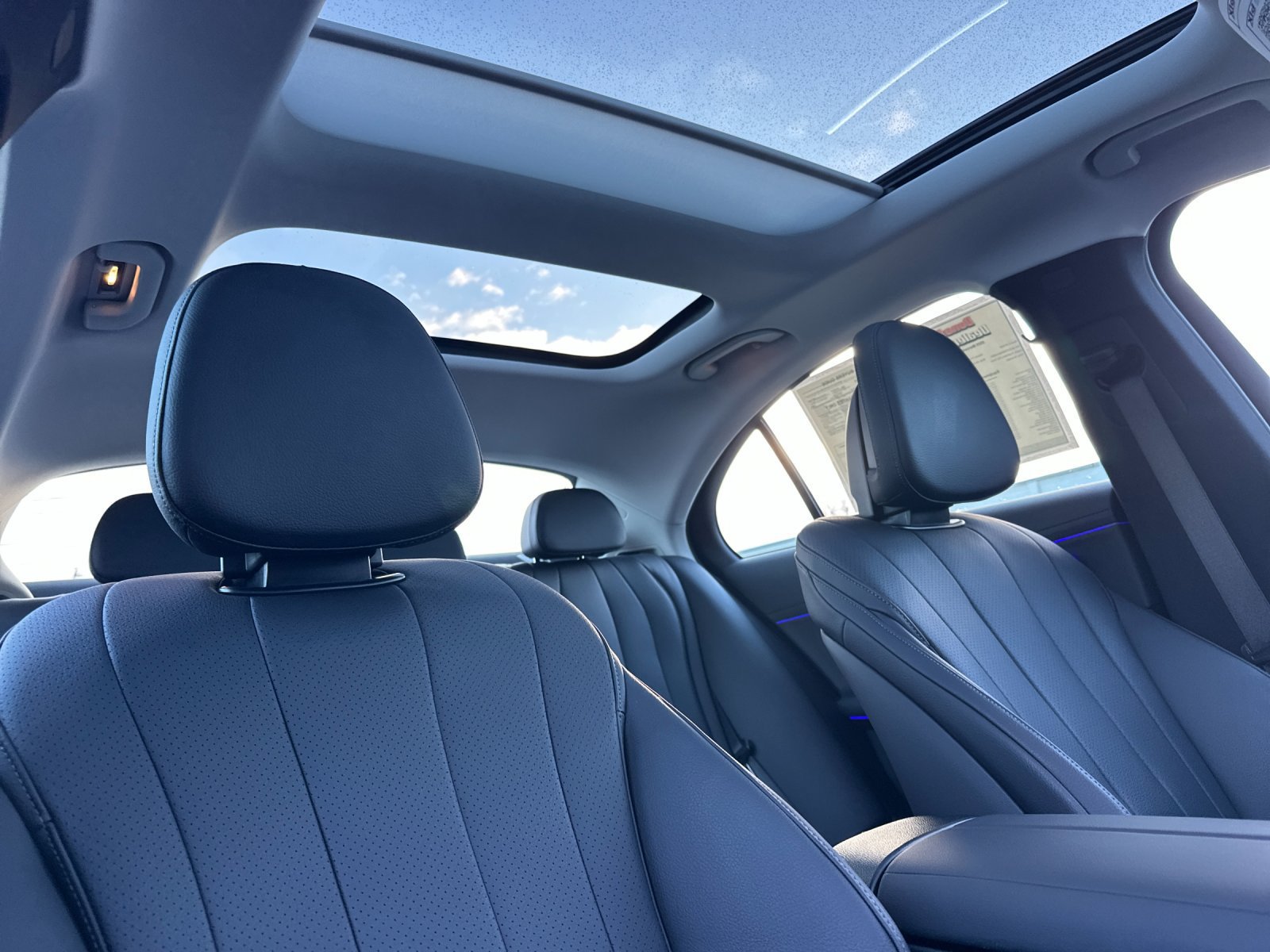 Used 2025 Mercedes-Benz E 350 4MATIC Sedan image 16