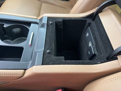 Used 2021 Jaguar F-PACE S image 36