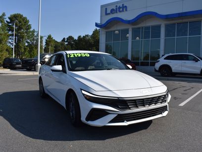 Used 2024 Hyundai Elantra SEL