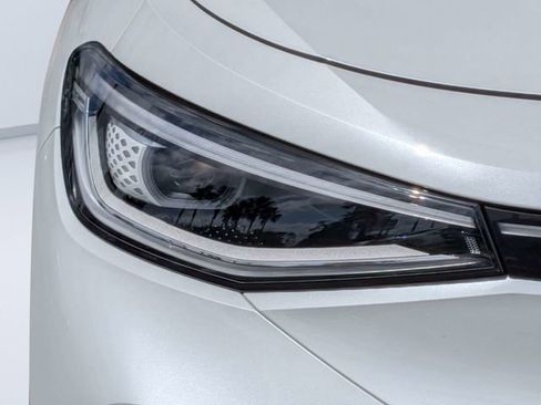 Certified 2023 Volkswagen ID.4 Pro S image 9