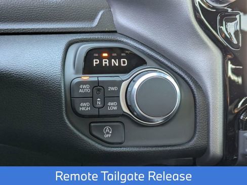 New 2026 RAM 1500 Big Horn AWD/4WD image 20